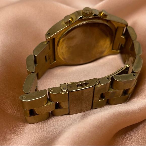 Marc Jacobs 5ATM Diamond Markers Rose Gold Watch - Picture 8 of 11